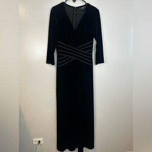Tadashi Shoji Black Velvet Evening Cocktail Maxi Dress Size Small